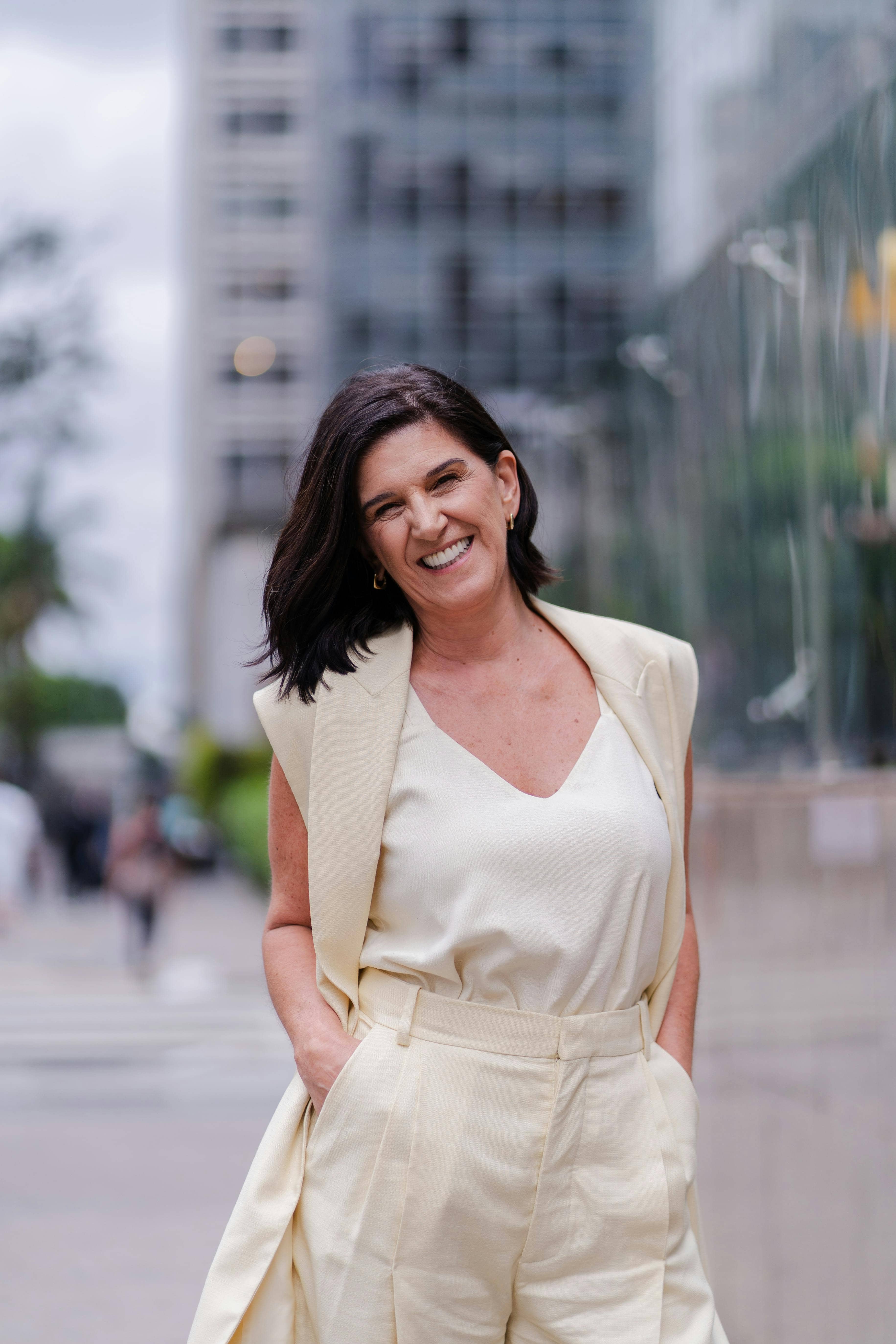 Customer testimonial from Emma L.